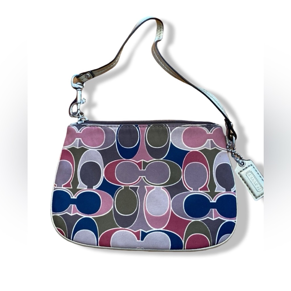 COACH Y2K Scarf Print Sateen Signature C Small Wristlet Wallet Pink SV/MC F47799 - Picture 4 of 8